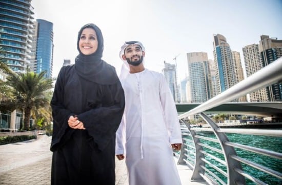 Abiti tradizionali: abaya e kandora