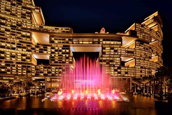 Skyblaze Fountain Show, Atlantis The Royal, Dubai