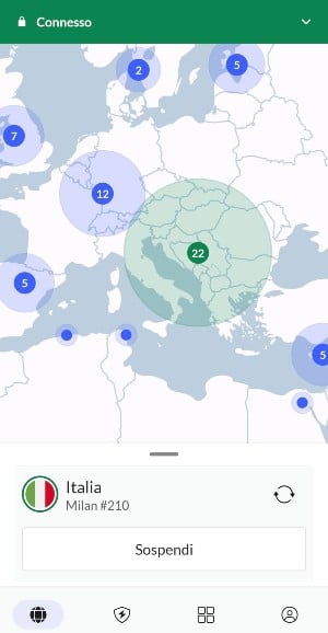 screenshot app NordVPN con selezione connessione da Italia