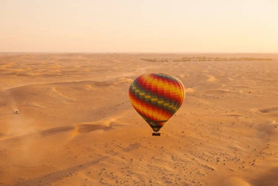 In mongolfiera nel Deserto di Dubai